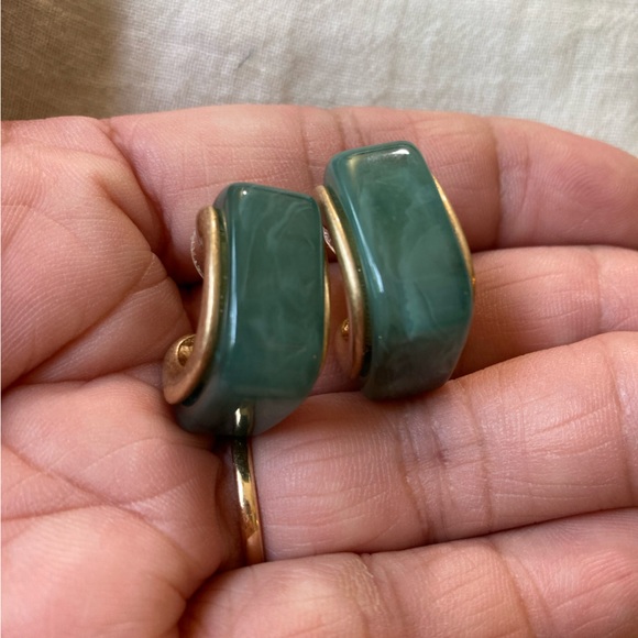 Vintage Green Lucite Semi‎ Hoop Pierced Earrings - Picture 1 of 6